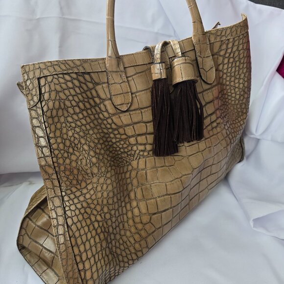 100% Italian Leather Brown Work Tote – Elegant & Spacious - Picture 3 of 4